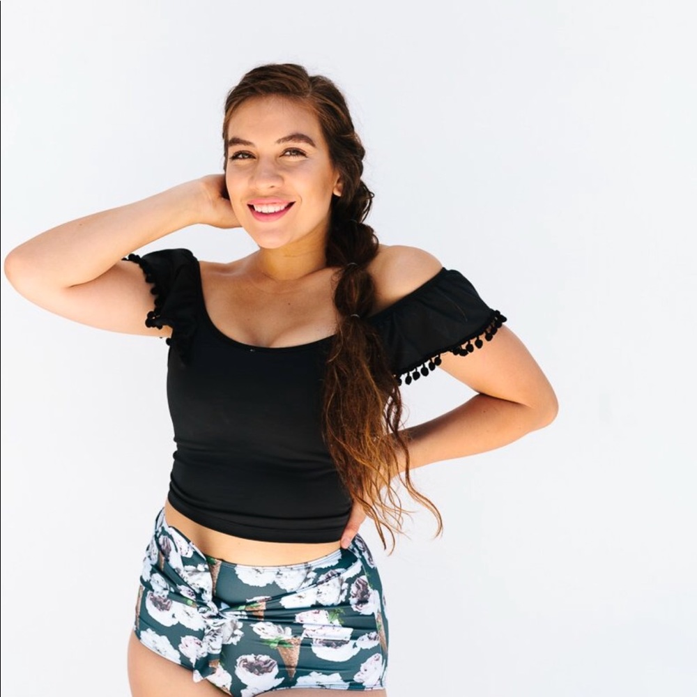 Kortni Jeane Flounce swim top